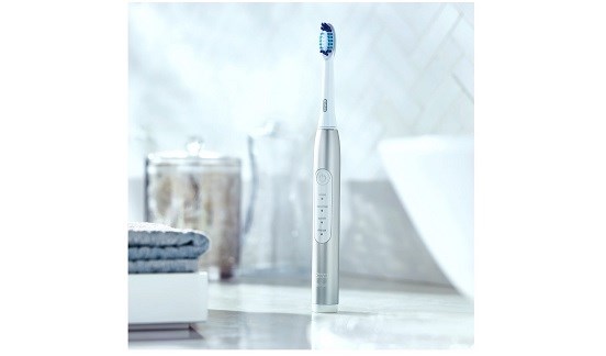 Oral-B Pulsonic SLIM 4200 Platinum Efektivní čištění zubů